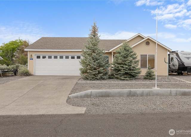 Property at 336 Spring Cir SW, Mattawa, WA 99349, 3 beds, 2 baths