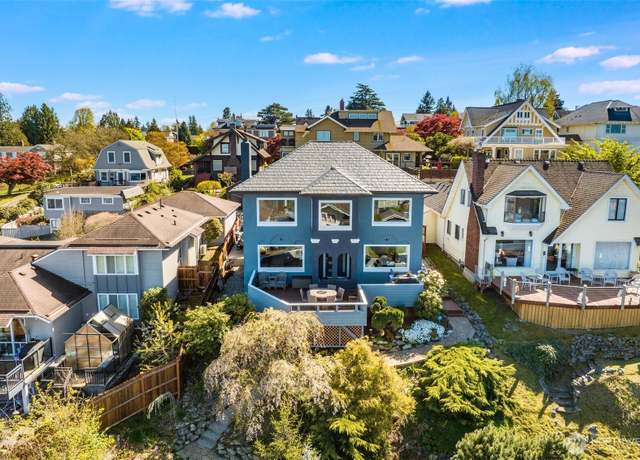 Property at 3012 N 30th St, Tacoma, WA 98407, 3 beds, 2.5 baths