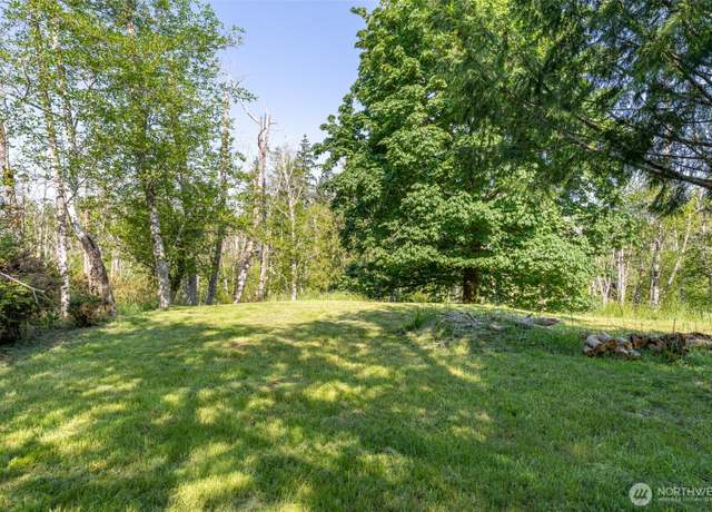 Property at 910 E Madrona Blvd NW, Lakebay, WA 98349