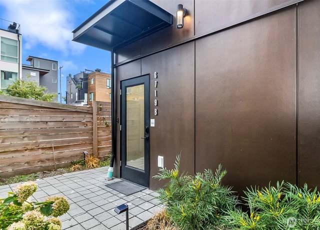 Property at 6719 Carleton Ave S Unit B, Seattle, WA 98108, 2 beds, 2 baths
