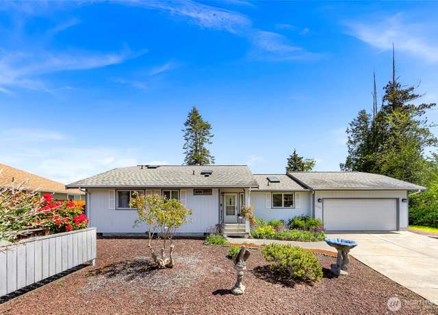 Property at 8224 Quinault Rd, Blaine, WA 98230, 2 beds, 2 baths