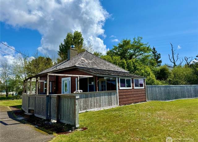 Property at 2986 KIndred Ave, Tokeland, WA 98590, 1 bath