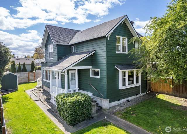 Property at 2512 S 12th St, Tacoma, WA 98405, 3 beds, 1.5 baths