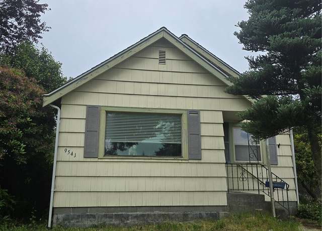 Property at 9541 Dayton Ave N, Seattle, WA 98103, 2 beds, 1 bath