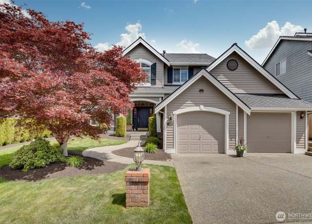 Property at 20011 29th Ave SE, Bothell, WA 98012, 4 beds, 2.5 baths