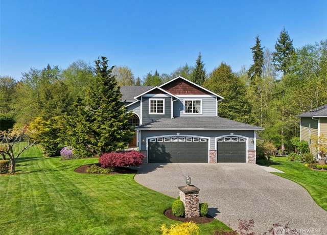Property at 9610 85th Dr NE, Marysville, WA 98270, 4 beds, 2.5 baths