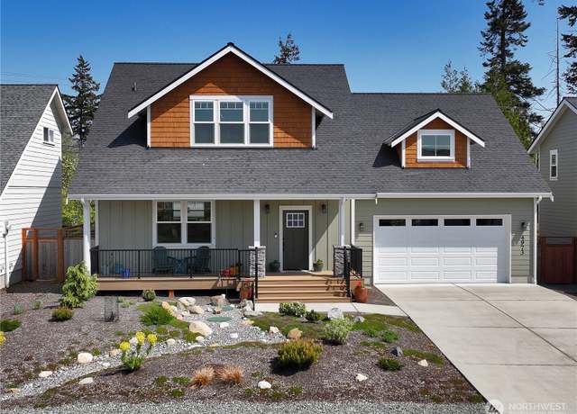 Property at 4973 Eagle Ridge Dr, Freeland, WA 98249, 3 beds, 2.5 baths
