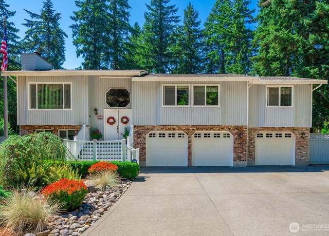 Property at 14912 134th Ave E, Puyallup, WA 98374, 3 beds, 2.5 baths