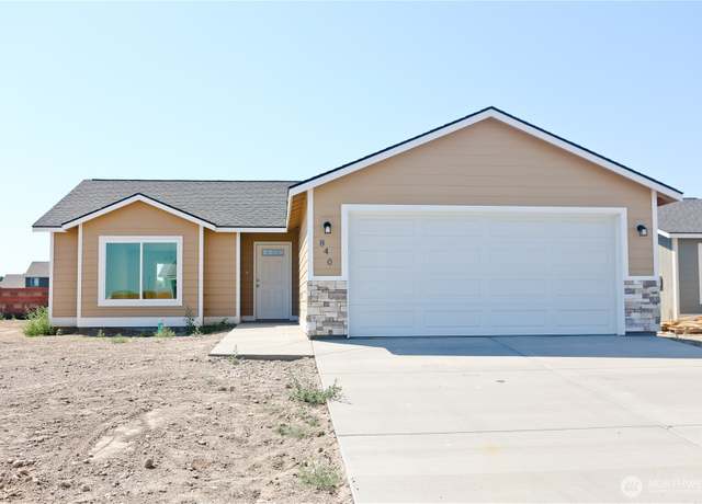 Property at 709 P St NE, Quincy, WA 98848, 3 beds, 2 baths