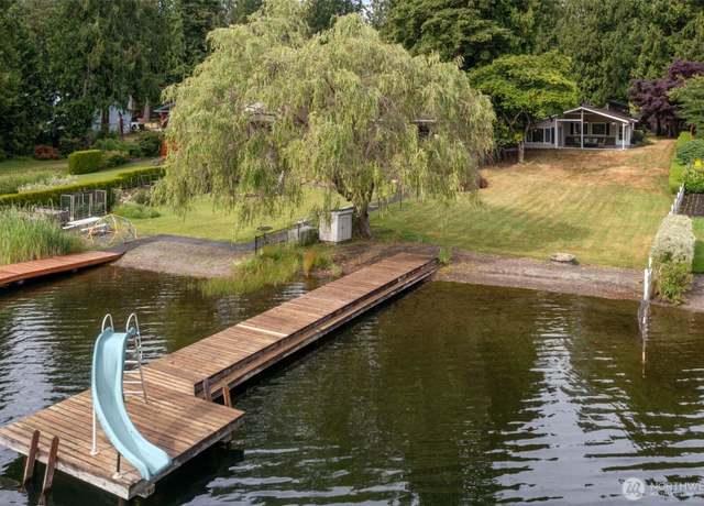 Property at 31089 E Lake Morton Dr SE, Kent, WA 98042, 3 beds, 1 bath