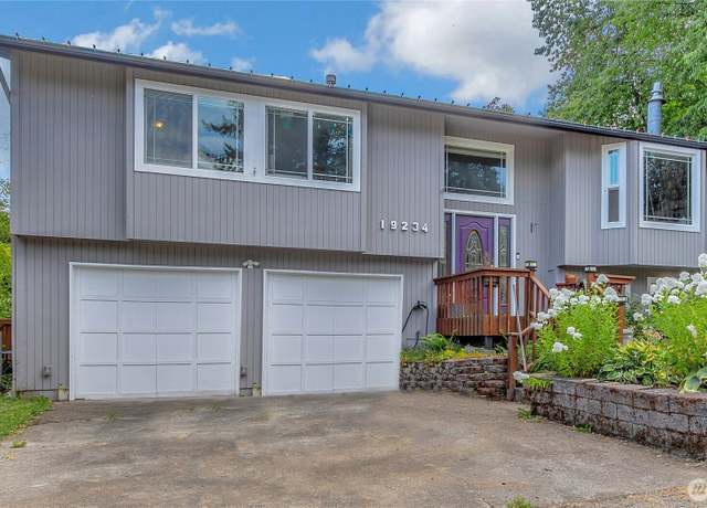 Property at 19234 54th St E, Lake Tapps, WA 98391, 3 beds, 3 baths