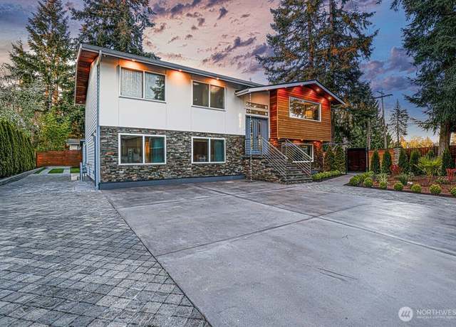 Property at 8634 NE 132nd Pl, Kirkland, WA 98034, 5 beds, 3.5 baths
