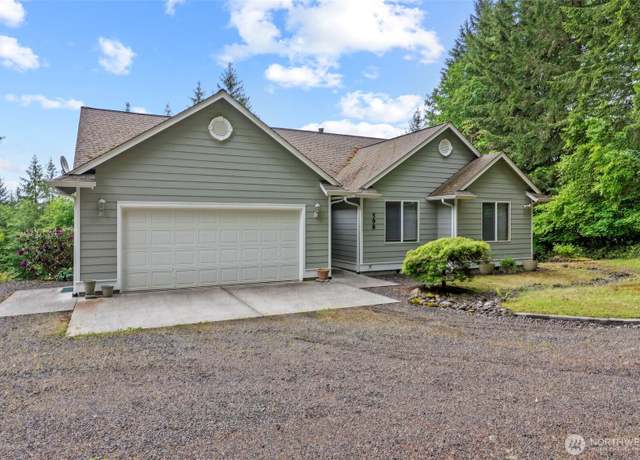 Property at 598 Carnine Pl, Castle Rock, WA 98611, 3 beds, 2 baths