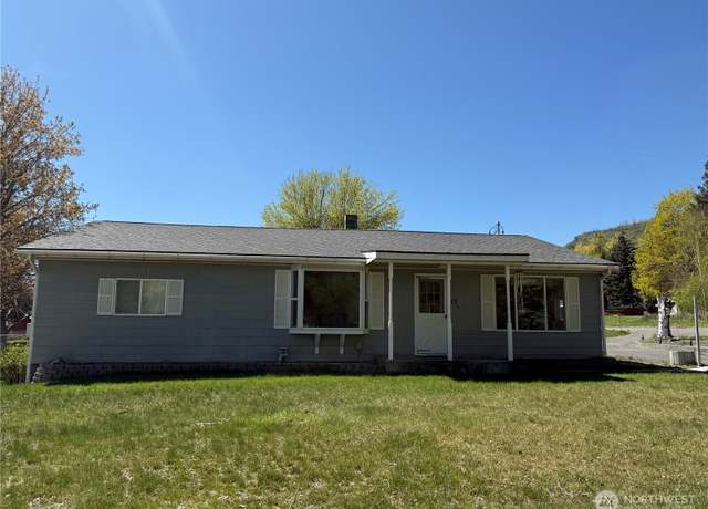Property at 13 Middle Ln, Omak, WA 98841, 3 beds, 2 baths