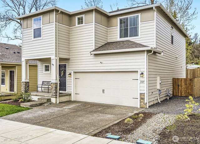 Property at 1509 W 15th St, La Center, WA 98629, 4 beds, 2.5 baths