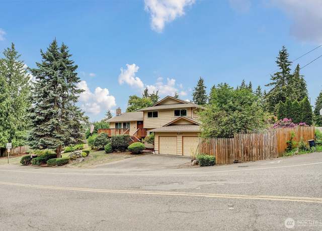 Property at 3130 S 368th St, Federal Way, WA 98003, 4 beds, 2.5 baths