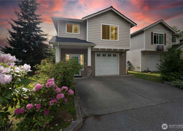 Property at 4621 100th St NE Unit A, Marysville, WA 98270, 3 beds, 2.5 baths