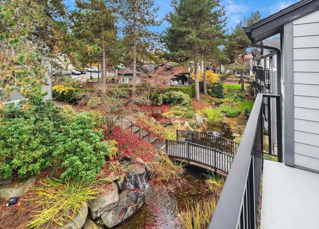 Property at 11113 NE 125th Ln Unit E-319, Kirkland, WA 98034, 2 beds, 1 bath