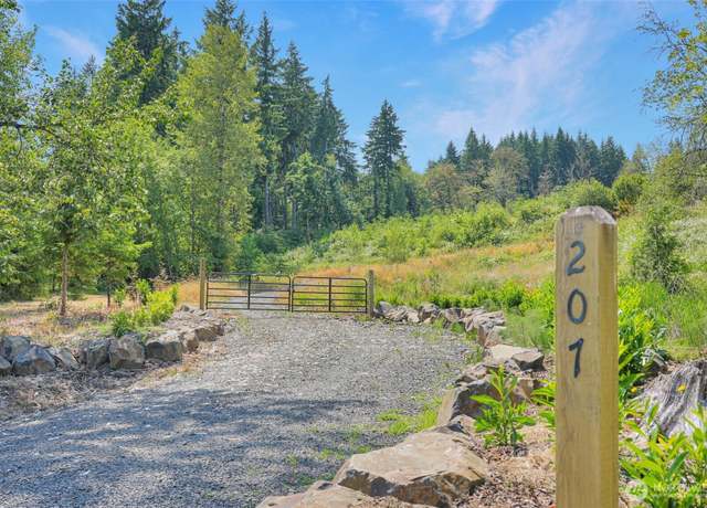 Property at 207 Sanderson Rd, Chehalis, WA 98532