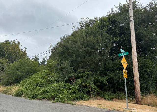 Property at 7811 E F St, Tacoma, WA 98404