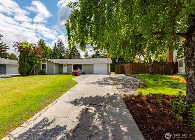 Property at 308 N 18th Pl, Mount Vernon, WA 98273, 3 beds, 2 baths