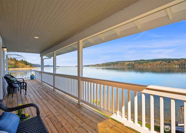 Property at 12979 Lala Cove Ln SE, Olalla, WA 98359, 2 beds, 3 baths