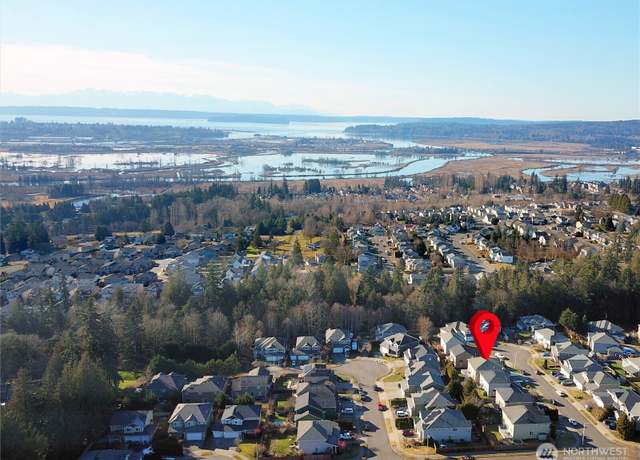 Property at 7526 34th St NE, Marysville, WA 98270, 5 beds, 2.5 baths
