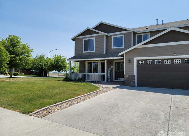 Property at 2124 S Dilley Ave, Moses Lake, WA 98837, 4 beds, 2.5 baths