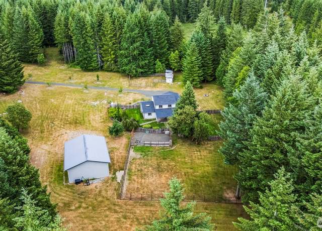 Property at 101 E Carols Pl, Belfair, WA 98528, 3 beds, 2.5 baths