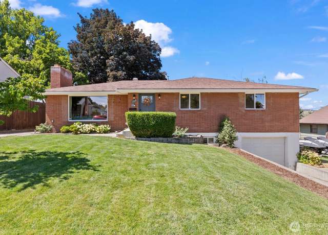 Property at 306 N 27th Ave, Yakima, WA 98902, 4 beds, 2.5 baths