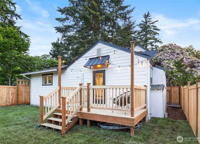 Property at 11550 22nd Ave NE, Seattle, WA 98125, 2 beds, 1 bath
