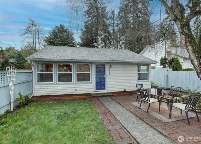 Property at 12038 14th Ave NE, Seattle, WA 98125, 2 beds, 1 bath