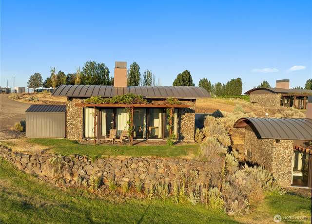 Property at 344 Silica Rd NW #12, Quincy, WA 98848, 1 bed, 1 bath