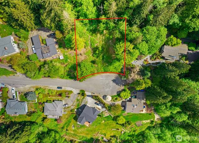 Property at 2312 Crosby Dr, Mount Vernon, WA 98274