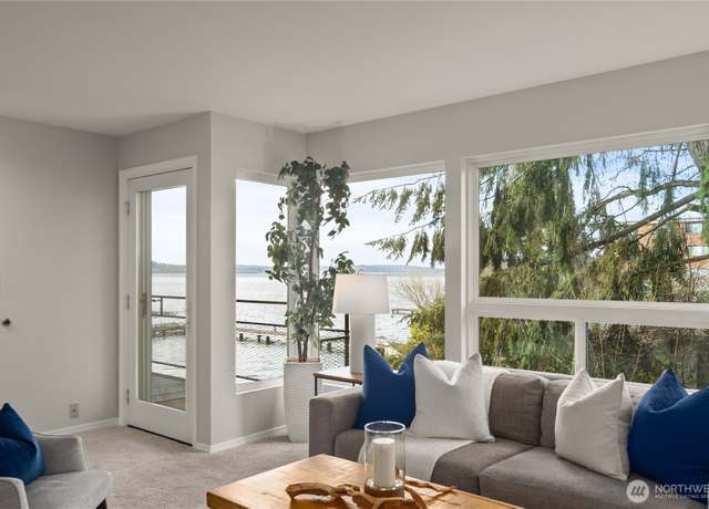 Property at 6201 Lake Washington Blvd NE #206, Kirkland, WA 98033, 1 bed, 1 bath