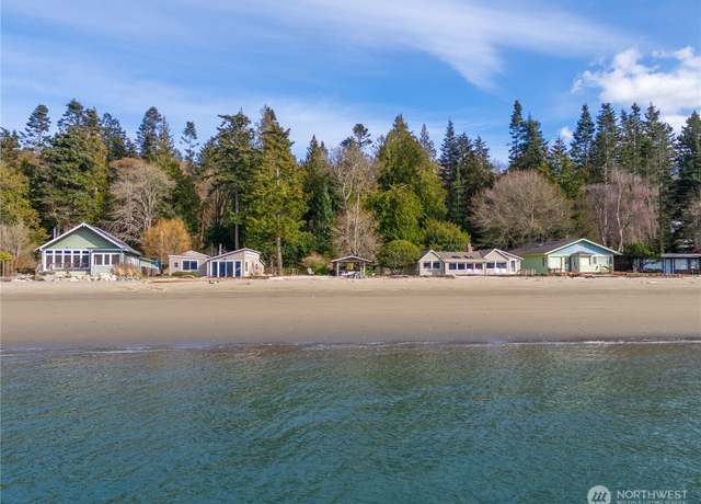 Property at 4942 West Shore Rd, Anacortes, WA 98221, 2 beds, 2 baths