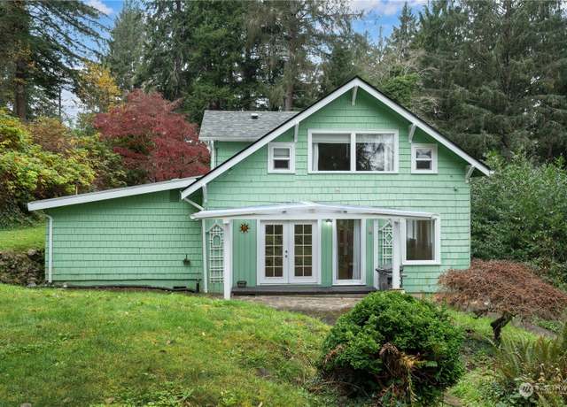 Property at 520 Upper Grand Ave, Hoquiam, WA 98550, 4 beds, 3 baths