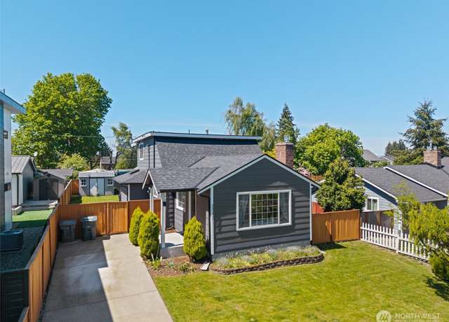 Property at 3342 Greenwood Ave W, University Place, WA 98466, 3 beds, 2.5 baths