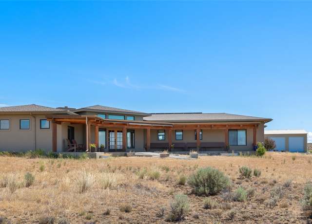 Property at 2071 Sage Hills Dr, Ellensburg, WA 98926, 3 beds, 2 baths