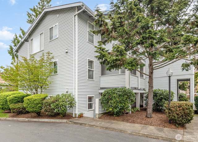 Property at 20824 70th Ave W #1, Lynnwood, WA 98036, 2 beds, 2 baths