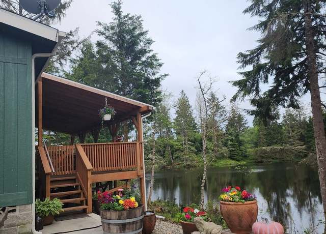 Property at 4 Lakeview Ln, South Bend, WA 98586, 3 beds, 2 baths