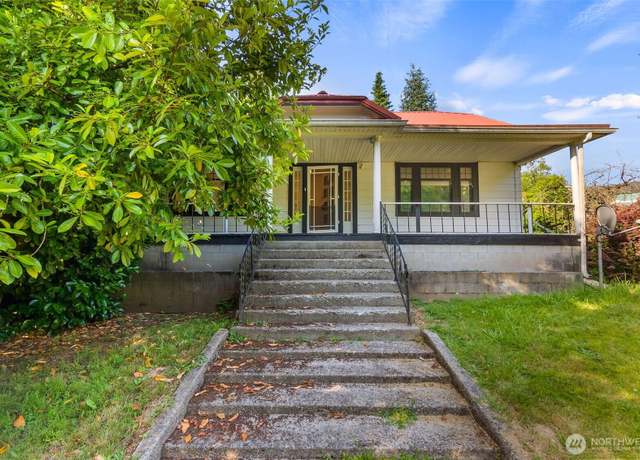 Property at 212 SE Cowlitz Rd, Winlock, WA 98596, 4 beds, 1.5 baths