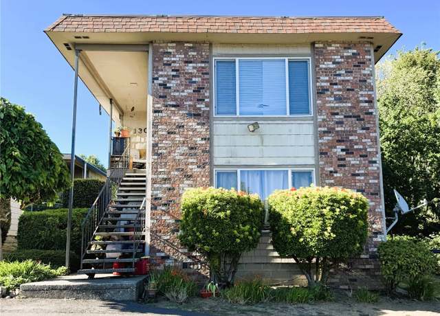 Property at 1303 Holly, Kelso, WA 98626, 4 beds, 2 baths
