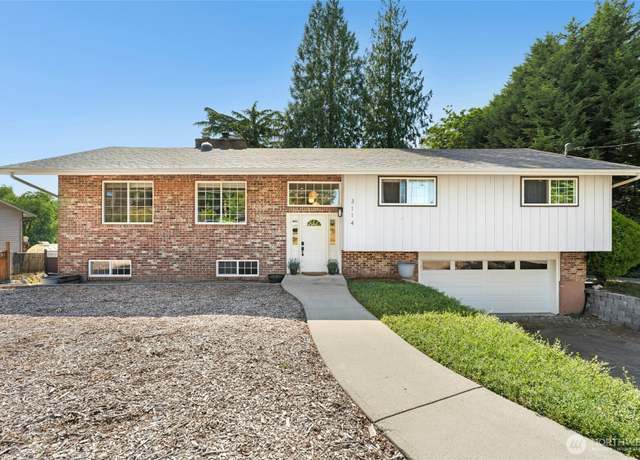 Property at 3114 38th Ave NW, Gig Harbor, WA 98335, 5 beds, 3 baths