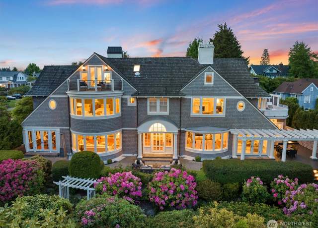 Property at 2720 W Galer St, Seattle, WA 98199, 6 beds, 6.5 baths