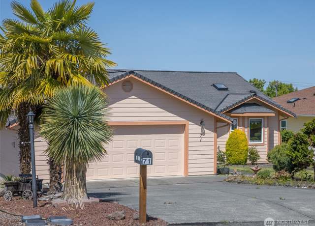Property at 71 Onyx Ln, Sequim, WA 98382, 3 beds, 2 baths