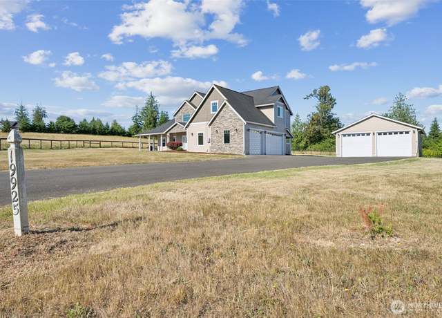 Property at 19925 Bear View Ln SW, Rochester, WA 98579, 4 beds, 2.5 baths