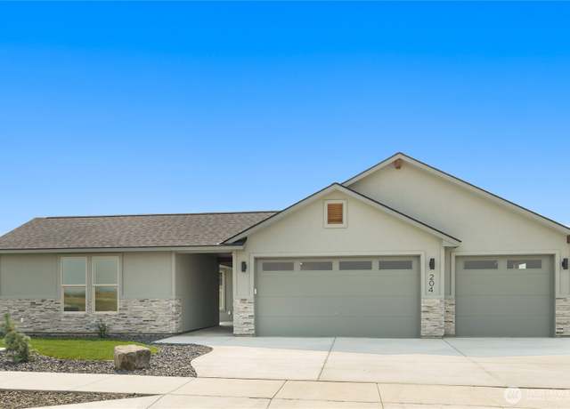 Property at 204 E Ian Ave, Ellensburg, WA 98926, 3 beds, 3 baths
