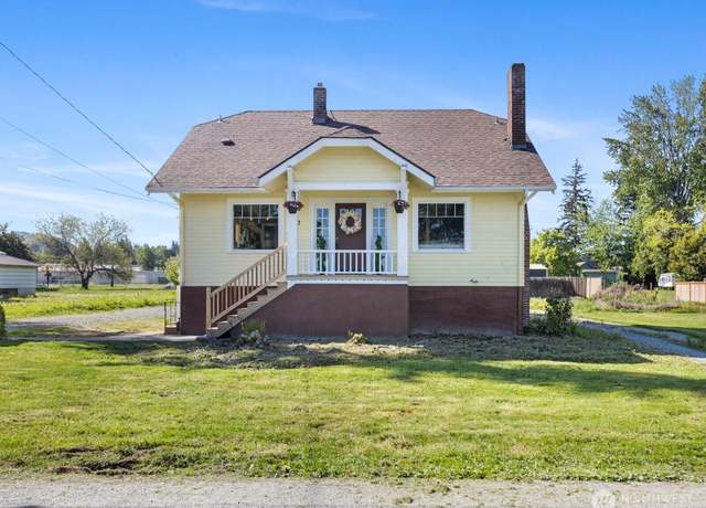 Property at 52 Willow Ln, Mount Vernon, WA 98273, 3 beds, 2.5 baths
