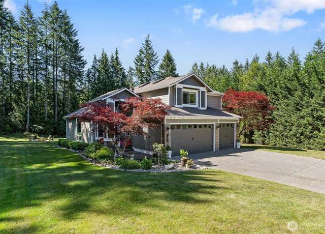 Property at 10427 205th Dr SE, Snohomish, WA 98290, 5 beds, 3 baths